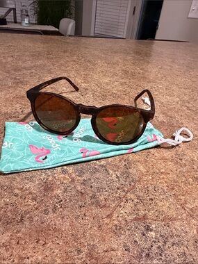 Goodr Brown Women's Round Sunglasses